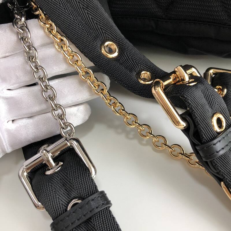 Burberry Black shoulder bag — AAA Quality Replica