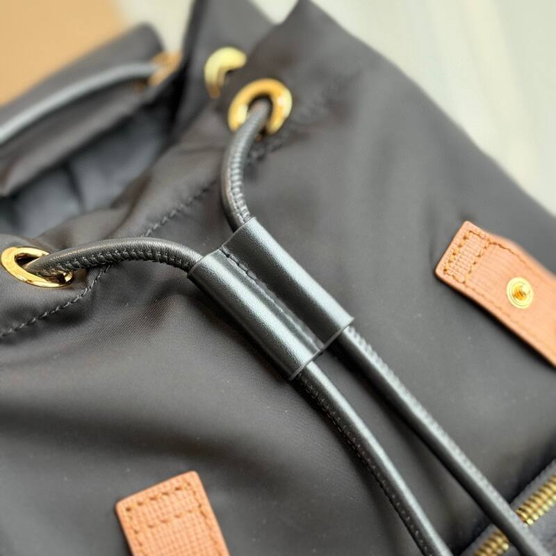 Burberry Black nylon with brown leather trim 22 x backpack — Top Quality Replica