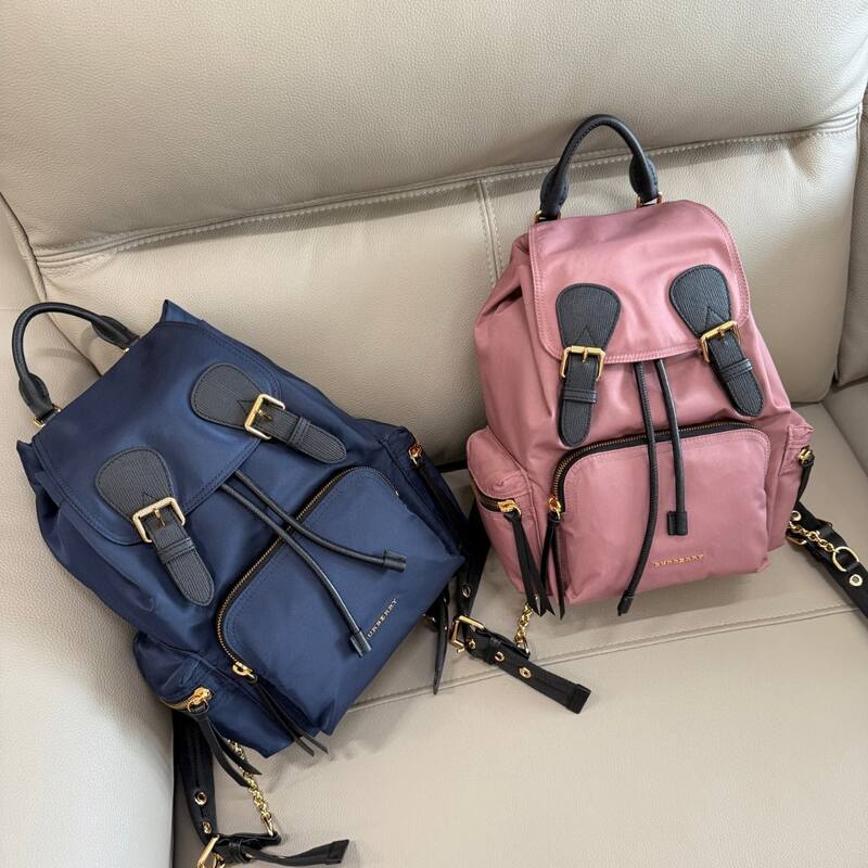 Burberry Pink 25x18x10cm shoulder bag — 1:1 Replica