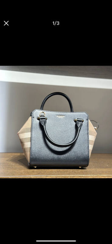 Burberry Black shoulder bag — AAA Quality Replica