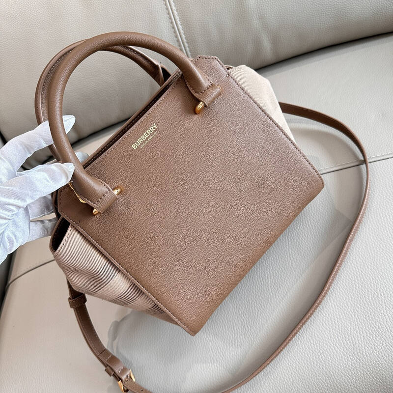 Burberry 25x18x10cm shoulder bag — Top Quality Replica