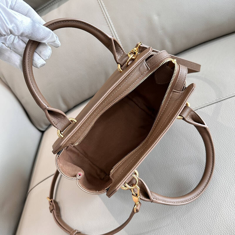 Burberry 25x18x10cm shoulder bag — Top Quality Replica