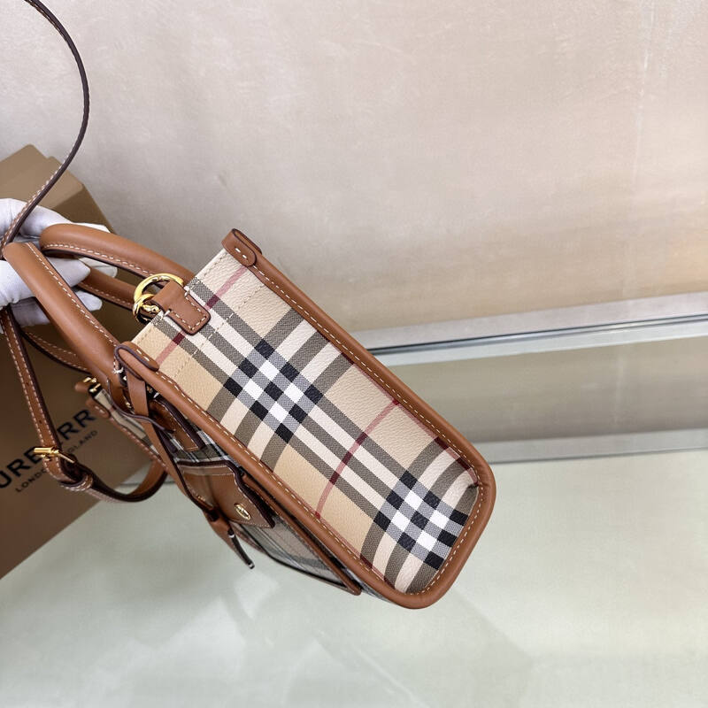 Burberry Brown shoulder bag — Premium Replica