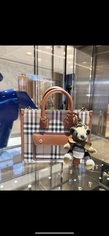 Burberry Brown shoulder bag — 1:1 Replica