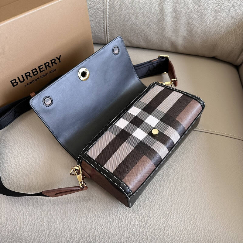 Burberry Birch Brown Check with Black Leather Trim shoulder bag — Premium Replica