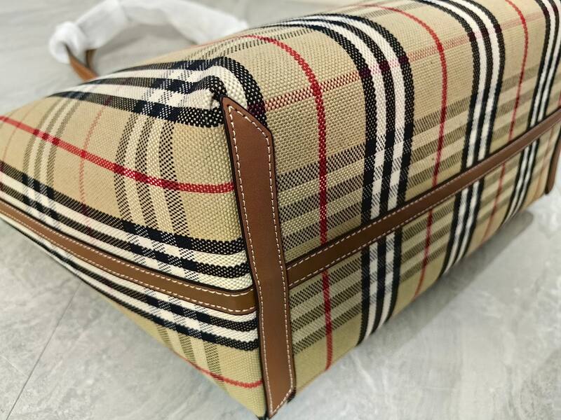 Burberry Brown shoulder bag — Top Quality Replica