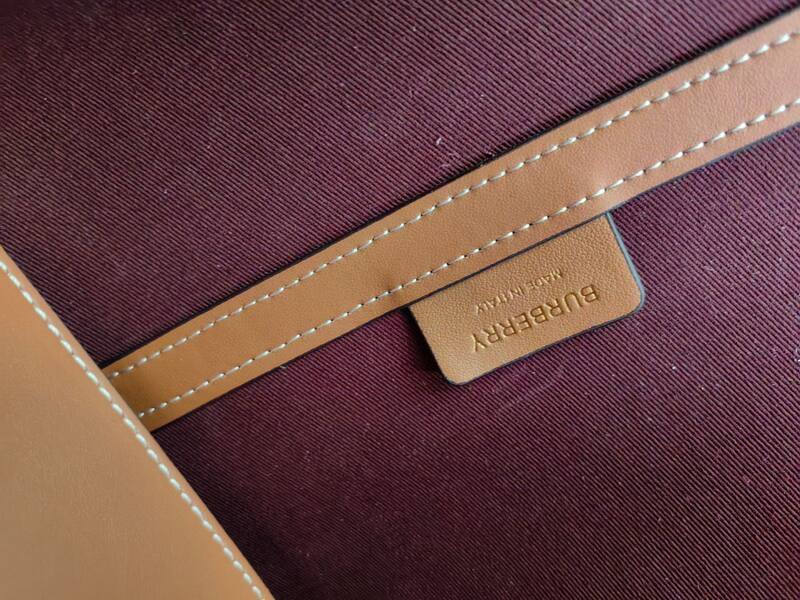 Burberry Brown shoulder bag — Top Quality Replica