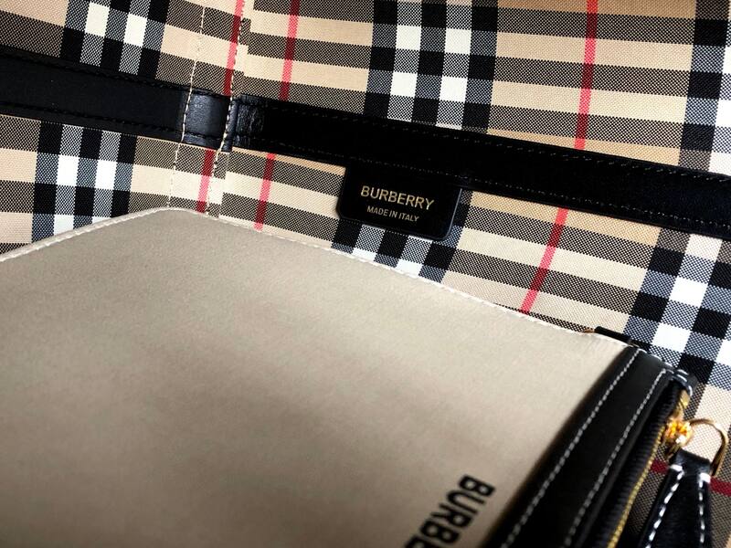 Burberry Black shoulder bag — AAA Quality Replica