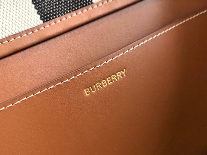 Burberry Brown shoulder bag — AAA Quality Replica