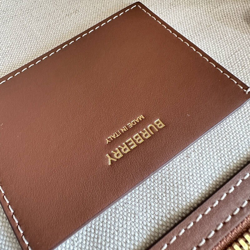 Burberry Brown shoulder bag — Premium Replica