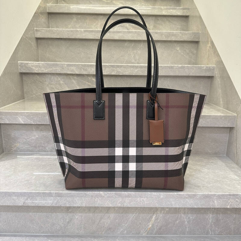 Burberry Brown shoulder bag — 1:1 Replica