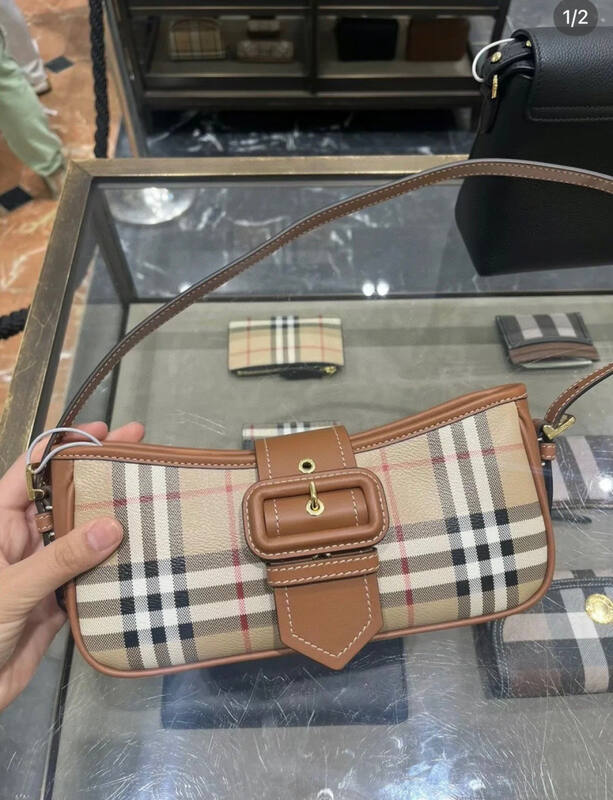 Burberry Brown shoulder bag — Premium Replica
