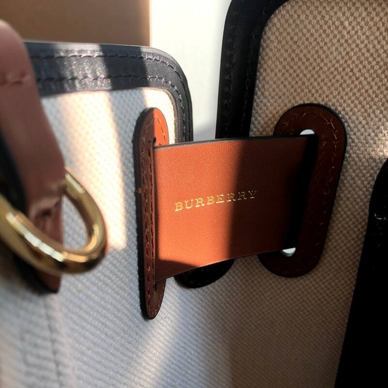 Burberry Beige canvas with brown leather trim 40x20x39cm tote — 1:1 Replica