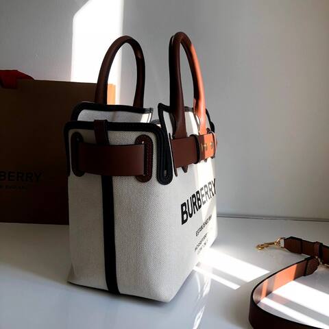 Burberry Beige canvas with brown leather trim 28x16x26cm tote Top Quality Replica