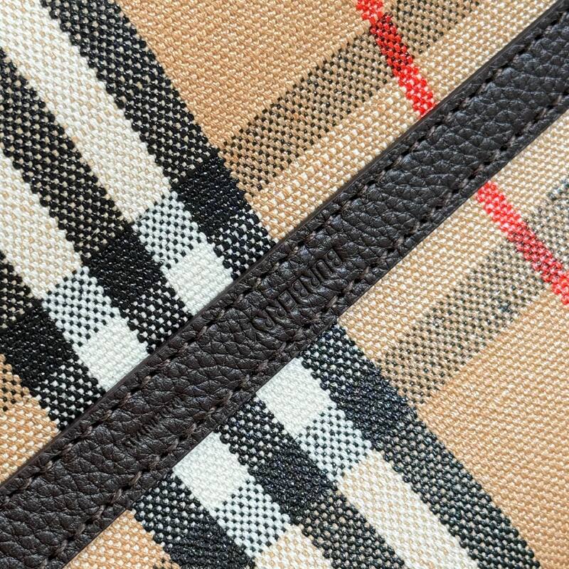 Burberry Black shoulder bag — Premium Replica