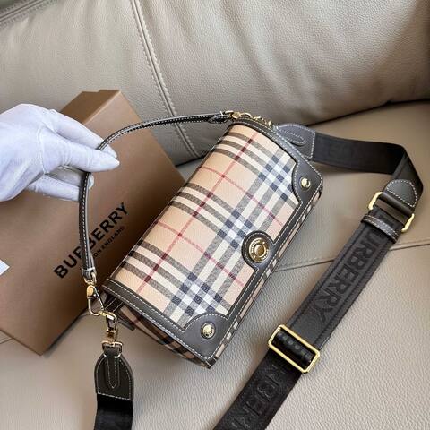 Burberry Brown 25x18x10cm shoulder bag 1 1 Replica