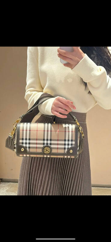 Burberry Brown shoulder bag — Top Quality Replica