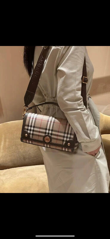 Burberry Brown shoulder bag — Top Quality Replica
