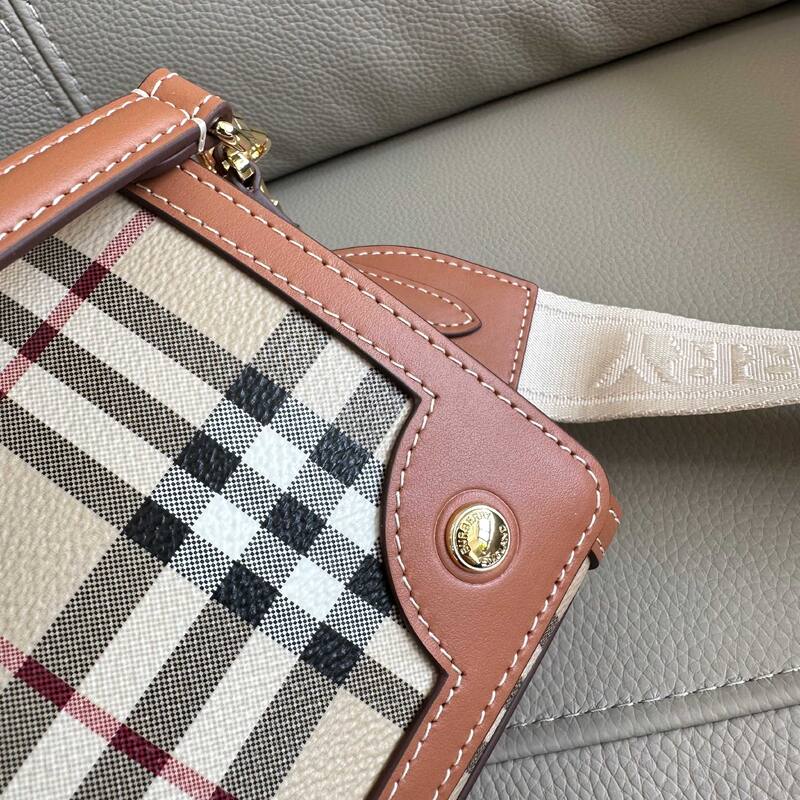 Burberry Vintage Check with Brown Leather Trim crossbody bag — Top Quality Replica