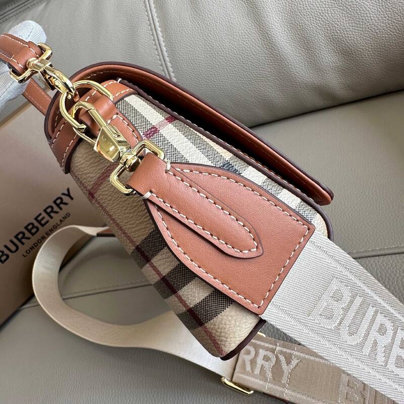 Burberry Vintage Check with Brown Leather Trim crossbody bag — Top Quality Replica