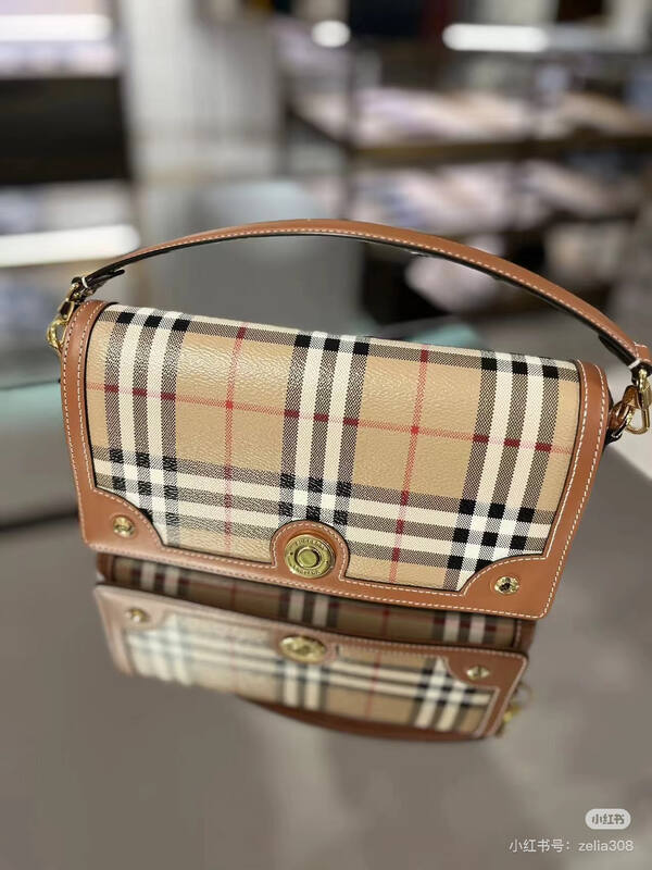Burberry Vintage Check with Brown Leather Trim shoulder bag — 1:1 Replica