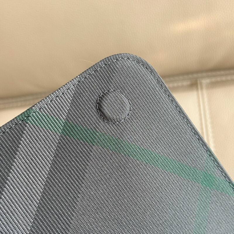 Burberry shoulder bag — 1:1 Replica