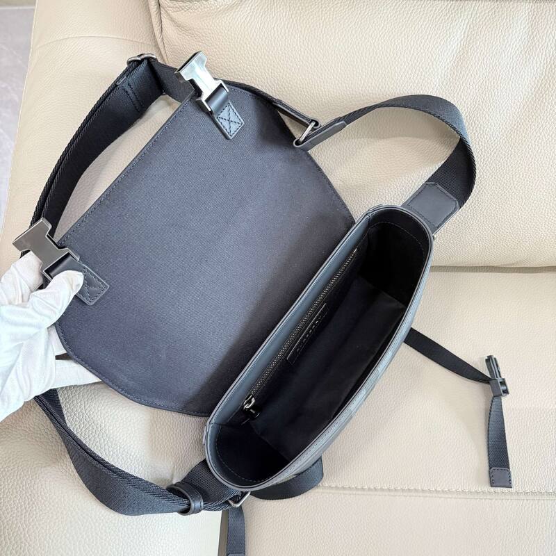 Burberry 25x18x10cm shoulder bag — Premium Replica