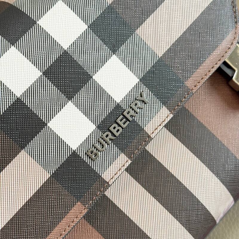 Burberry Brown 25x18x10cm shoulder bag — 1:1 Replica