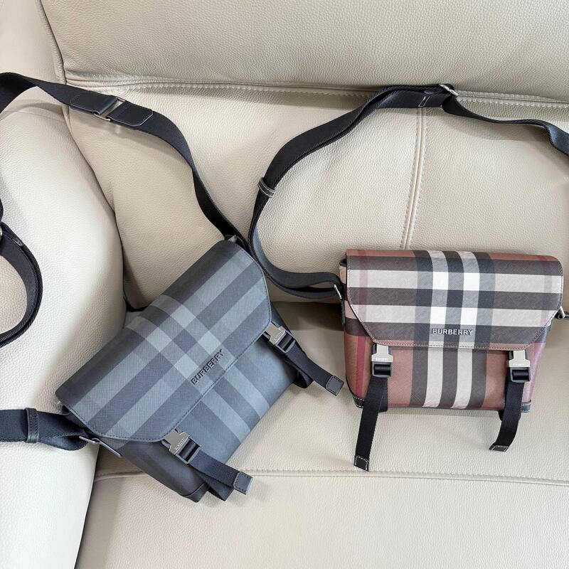 Burberry Brown shoulder bag — Premium Replica