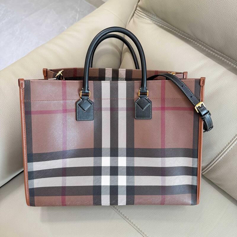 Burberry Birch Brown Check with Black Leather Trim 35x28x15cm tote bag — Premium Replica