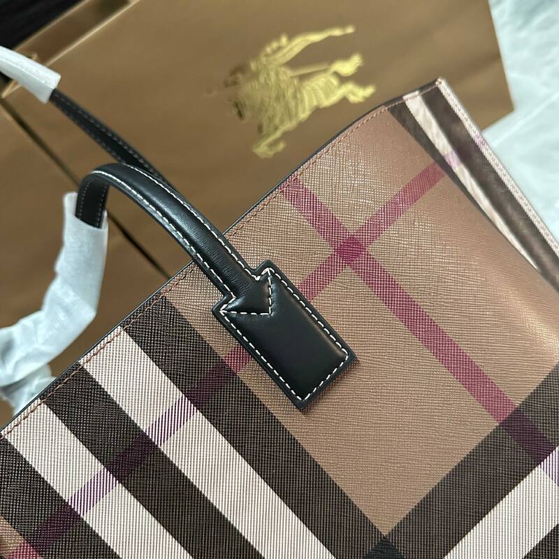 Burberry Brown shoulder bag — 1:1 Replica