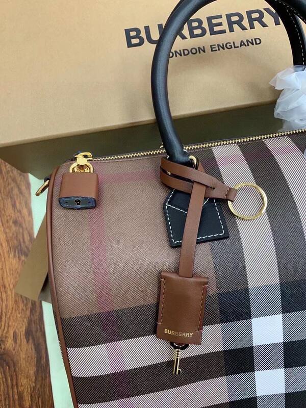 Burberry Brown shoulder bag — Top Quality Replica