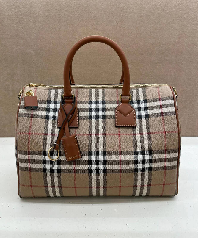 Burberry Brown shoulder bag — Premium Replica