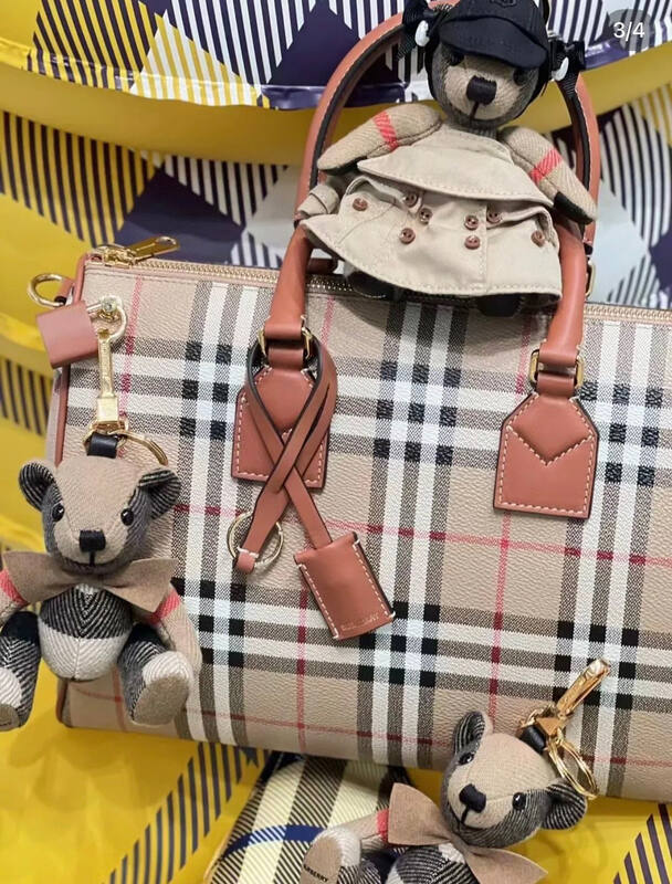 Burberry Brown shoulder bag — Premium Replica