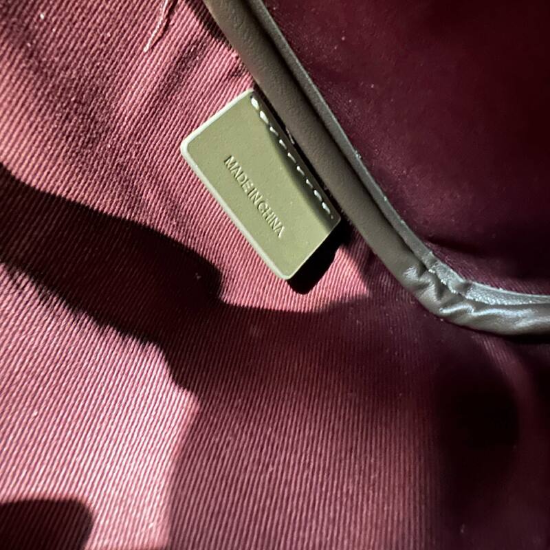 Burberry shoulder bag — Premium Replica