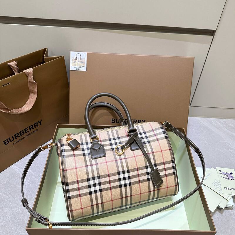 Burberry Brown shoulder bag — 1:1 Replica