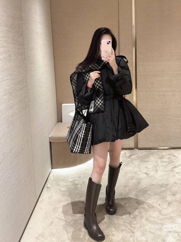 Burberry Black shoulder bag — Top Quality Replica
