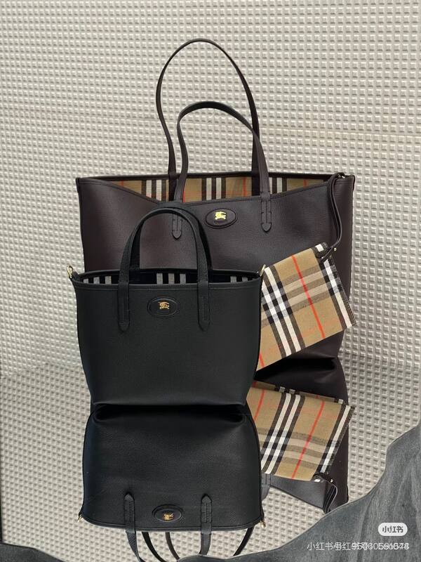 Burberry Brown shoulder bag — 1:1 Replica