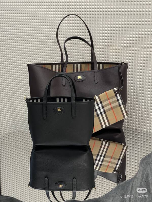 Burberry Brown shoulder bag — 1:1 Replica