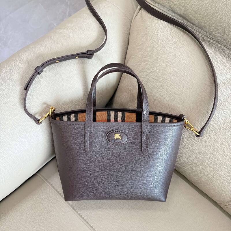 Burberry Brown shoulder bag — Top Quality Replica