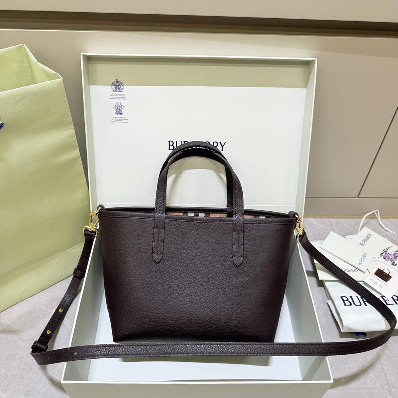 Burberry Brown 25x18x10cm shoulder bag — Top Quality Replica