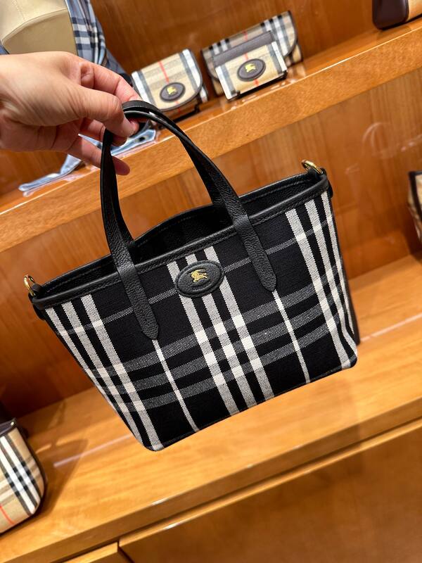 Burberry Brown shoulder bag — Premium Replica