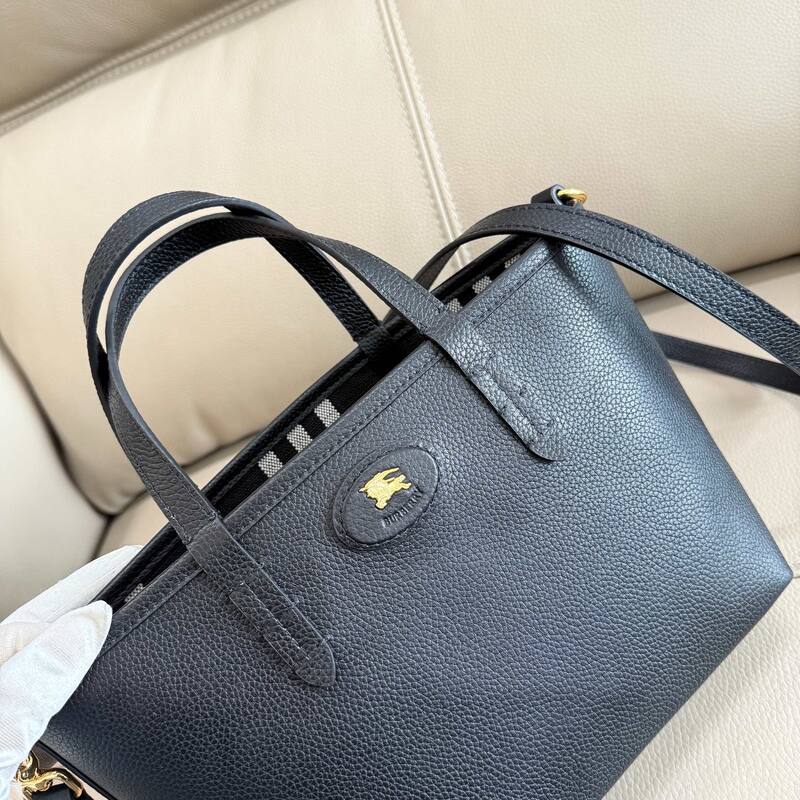 Burberry Black shoulder bag — 1:1 Replica