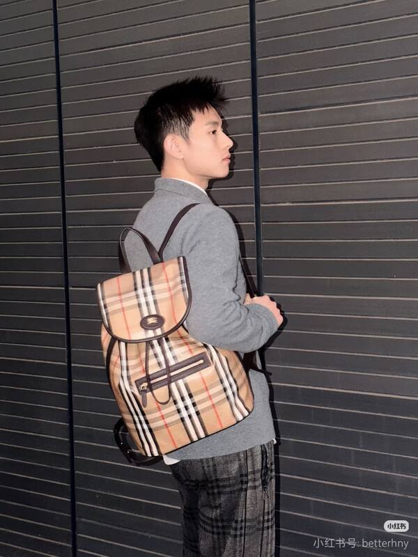 Burberry Brown shoulder bag — Premium Replica