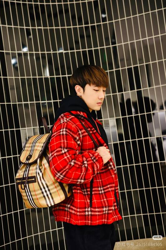 Burberry Brown shoulder bag — Premium Replica