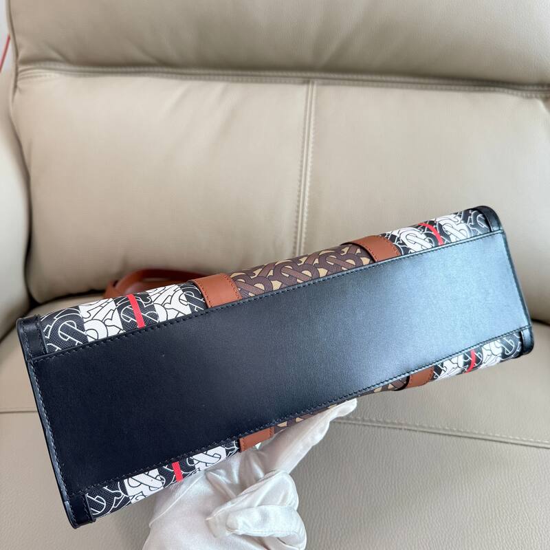 Burberry Monogram shoulder bag — 1:1 Replica