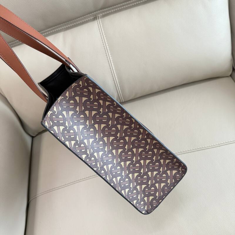 Burberry Monogram shoulder bag — 1:1 Replica