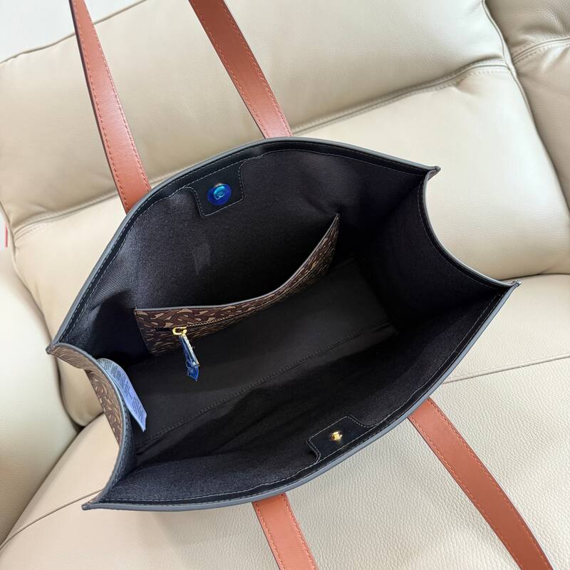 Burberry Monogram shoulder bag — 1:1 Replica