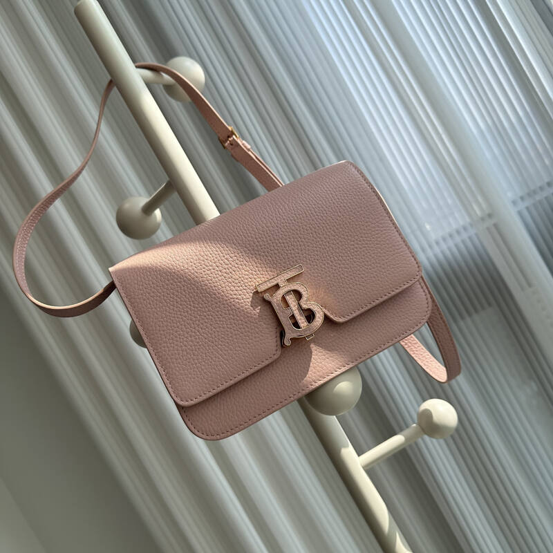Burberry Pink 25x18x10cm shoulder bag — Premium Replica