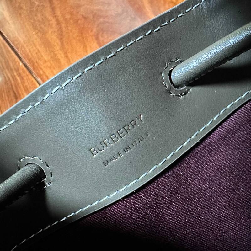 Burberry Brown shoulder bag — 1:1 Replica